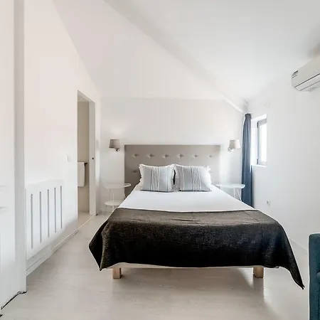 Apartment Comercio Do By Tourist